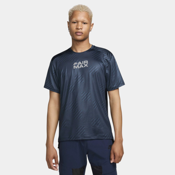 Изображение ФУТБОЛКА M NSW AIR MAX TC PK DF TEE AOP